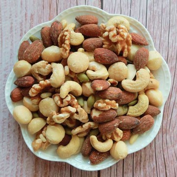 《首選伴手禮》綜合堅果 300克X2入組 杏仁 夏威夷果 松子 核桃 腰果 堅果 零食 【正心堂花草茶】