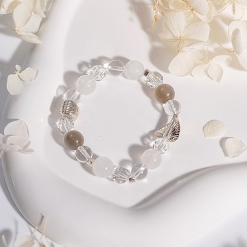 月夜之歌‧強光骨幹月光石925銀配飾天然水晶手環-E40081