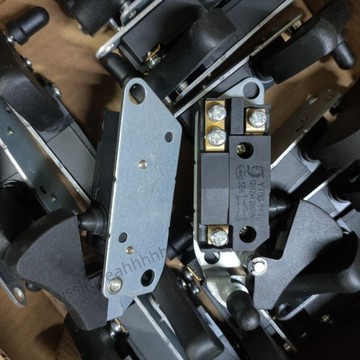 【臺灣新品】東成02-355開關 180石材開關牧田N5900B電圓鋸開關【暢銷品】