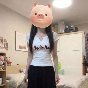 店長激推🌟韓系白色正肩V領短袖T恤女春夏簡約新款修身顯瘦打底衫辣妹上衣C2Z5