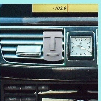 汽車香氛夾 汽車香薰 車用香氛 冷氣出風口香水 汽車香氛 車用芳香 汽車香水 芳香 出風口芳香劑 車用香氛夾 摩艾