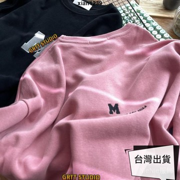 優選🍭實拍 美式復古粉色大學T oversize上衣 圓領白色大學T女 秋冬高級感 薄款寬鬆 百搭長袖T恤🍭🍭