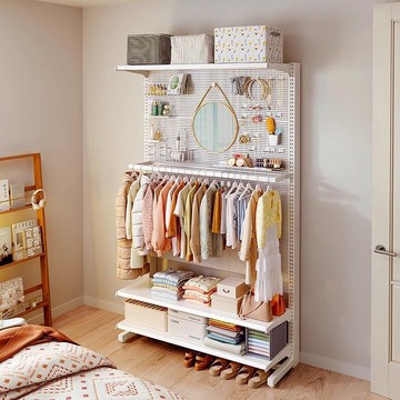 洞洞板衣柜置物架造型墻掛衣架一體臥室家用金屬開放式衣帽架落地