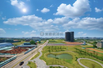 A20綻｜捷運正對面｜面公園三房車｜桃園市中壢區興北一路