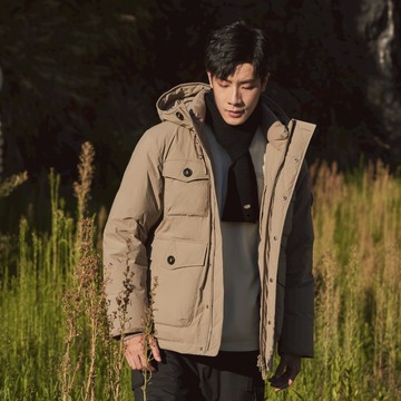 男女同款 NRN 大口袋 羽絨 連帽外套 - 米色