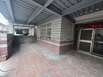 宜蘭市慈安蛋黃區大坪數車位整新透天｜宜蘭縣宜蘭市慈安路