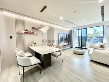 登陽一溪雲｜精美裝潢四房雙平車｜台中市北屯區南興路