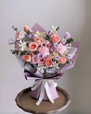 【鮮花】橘粉色玫瑰桔梗康乃馨鮮花花束