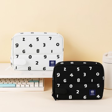 KOKUYO Campus x SOU．SOU 經典HACOHACO筆袋-黑/白