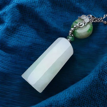 冰糯無事牌飄綠花平安扣925銀項鍊 | 天然緬甸玉翡翠A貨 | 送禮