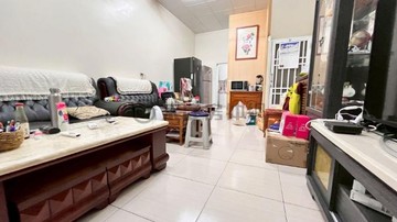 赤山商圈文德國小 正八米街 邊間翻新透天｜高雄市鳳山區文東街