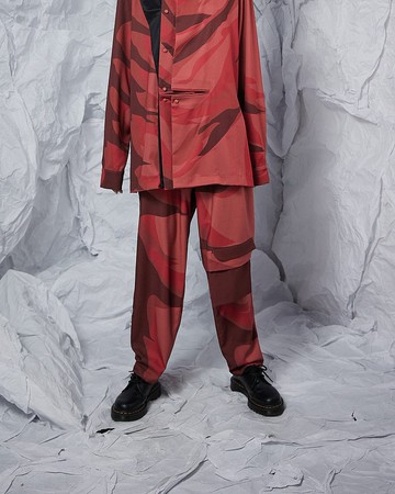 INF 22SS 2D紅印花多口袋解構老爺褲