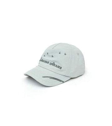 Nozzle Quiz®  白 - Lucid Flock Cap