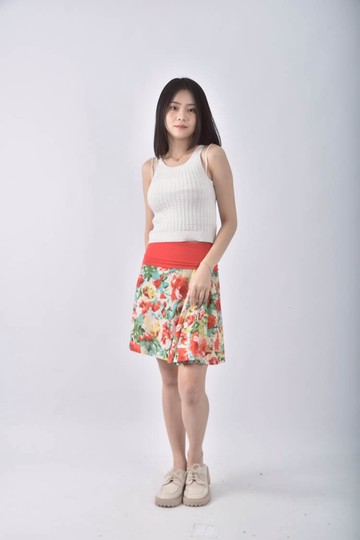 (M) 花朵紅色短裙