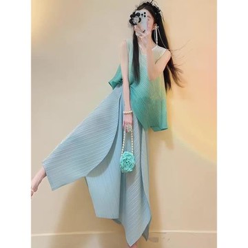 三宅藝創外貿夏清新甜美穿搭女漸變舒適百搭斜擺上衣不規則花瓣裙