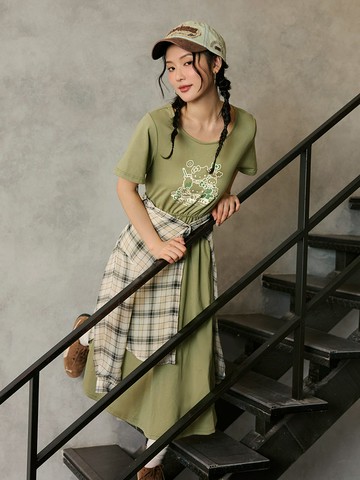 KITTY CUTIE LAND．印花腰鬆緊長洋裝