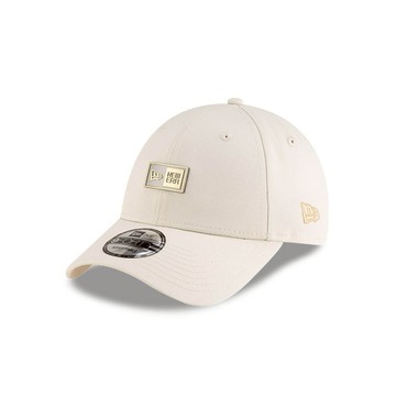 NEW ERA 男女 9FORTY NE BADGE 象牙白 NE60595306