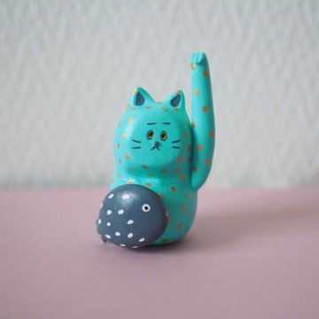 高高興興的貓