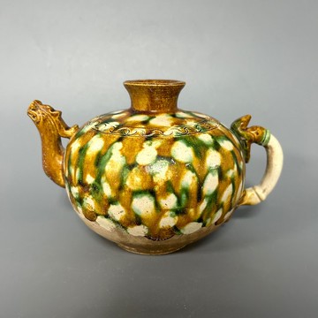 唐三彩獸首執壺