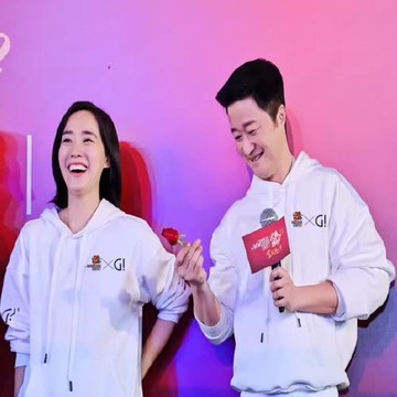 流浪地球2吳京劉德華同款衛衣韓版黑色兒童套頭連帽白色圓領男女