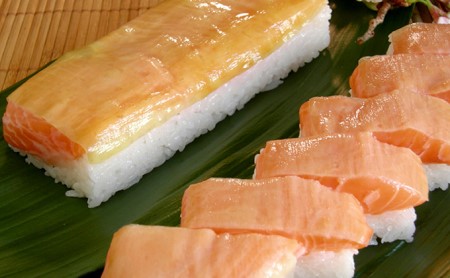 人気！箱寿司食べ比べ3本セット（キングサーモン、バッテラ、焼き穴子）