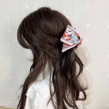 三角蝴蝶結抓夾 / 鯊魚夾 髮夾 貓咪 包頭 手工 頭飾 絲巾質感