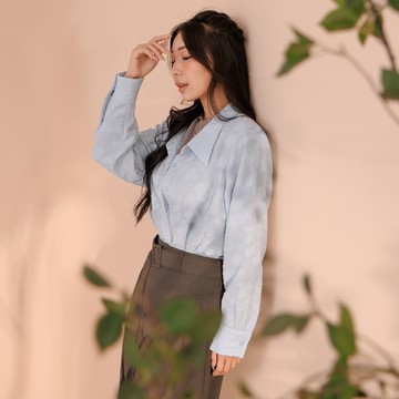 日系緹花蕾絲微透膚襯衫 MISS