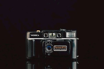YASHICA Partner AF-D #749 #135底片相機