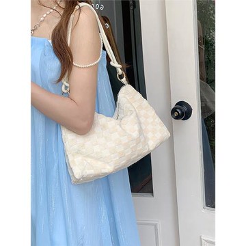 BagGirl時尚百搭設計包包2024新款通勤時髦小眾女包ins流行腋下包