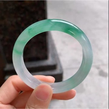 正圈冰種飄綠花翡翠手鐲緬甸天然玉手鐲女真貨媽媽手鐲情人節禮物