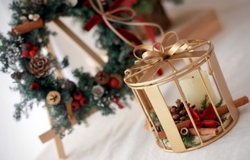 聖誕小物香氣。燭台 聖誕節 佈置 永生雪松 附蠟燭燈