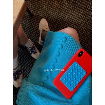 ins博主同款時尚小眾個性新年紅液態硅膠簡約韓風適用iphone17promax/16pro蘋果15/14/13/12手機殼保護套防摔