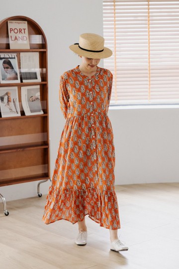 立領排扣魚尾長洋裝_橘咖(含內裡)