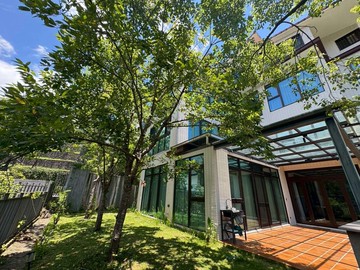 秀岡康橋旭電梯別墅*無敵景觀*裝潢極佳*走路到康橋｜新北市新店區秀岡三街