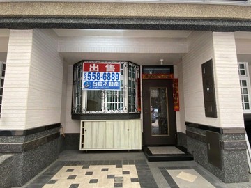 楠梓高科大首選免整理6房美車墅｜高雄市楠梓區寶溪北街