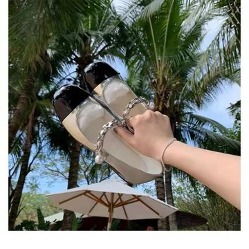 2025春季新款小香風單鞋女真皮珍珠鏈條平底溫柔粗跟厚底瑪麗珍鞋