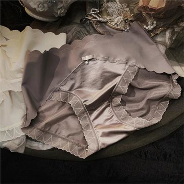 法式復古輕奢流光緞面蕾絲內褲女舒適透氣高彈無痕中腰三角褲大碼