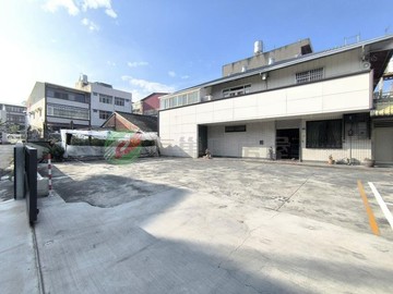 降百萬可停10台車~近南崗麥當勞;中寮交流道養生墅｜南投縣南投市南崗二路