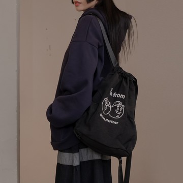 中分哥 防潑水中分哥刺繡束口後背包