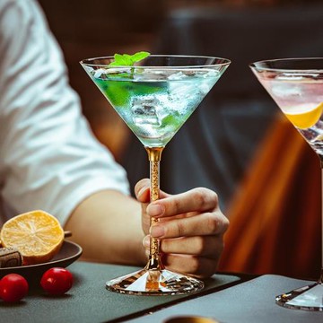 高檔輕奢水晶玻璃雞尾酒杯套裝創意家用高腳馬天尼杯瑪格麗特杯子