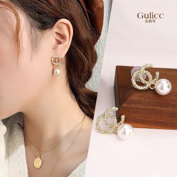 Gulicc 巴洛克 簡約 鑲鑽 字母 珍珠 耳環(飾品 耳飾 耳針 耳釘 耳環 生日禮物 雙11 聖誕節)