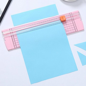 塑膠切紙器 贈替換刀片5個 A4 裁紙器 裁紙機 裁切器 割紙刀 切紙機 裁紙 裁刀 切割器【DB370】 123便利屋