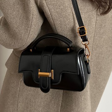 免運🔮高級質感復古小衆高級感包包女秋冬時尚斜挎包女復古百搭單肩包 手提包大容量 斜背包 側背包 腋下包 托特包 小方包