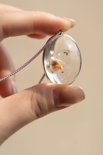 白水晶包裹礦物、銀發、紅綠幽靈 稀有共生體 招財 闢邪 招貴人