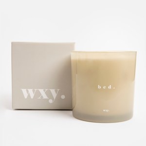 wxy 特大經典蠟燭-bed.麝香 & 黑香草