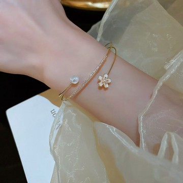 🔥品質保障🔥仿鋯石魚姬珍珠花朵開口手鐲時尚簡約手鏈小衆高級閨蜜手飾女