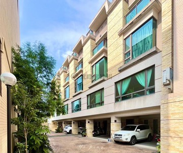 《獨家專任》北屯機捷旁10年屋｜花園社區別墅｜台中市潭子區新興路一段