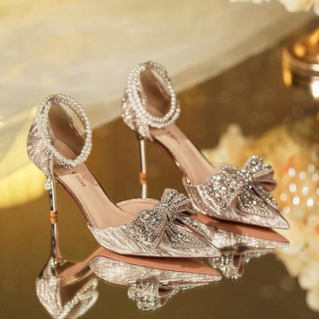 水晶高級感水鉆蝴蝶結尖頭中空一字珍珠鏈綁帶細跟高跟鞋單鞋婚鞋