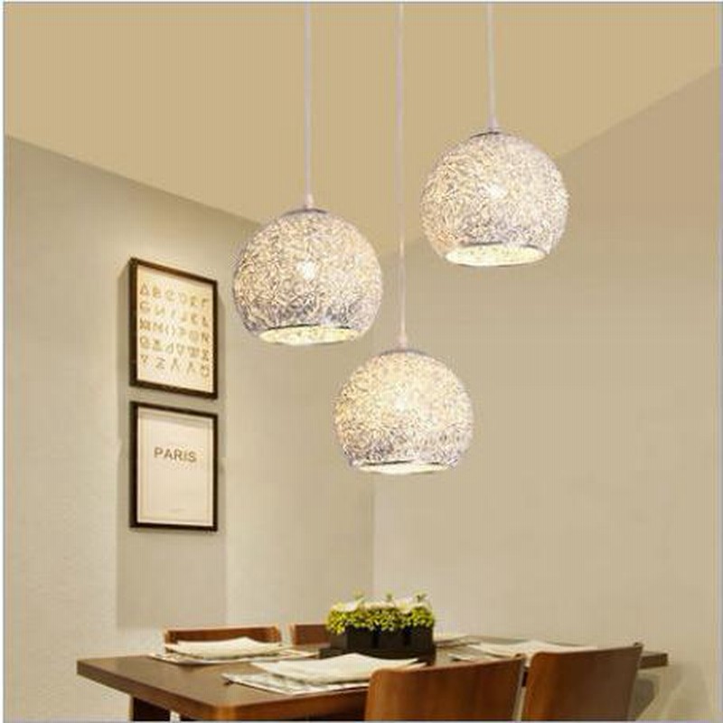 シャンデリア シーリングライト　シルバー　電球色　天井照明　ペンダントライト シャンデリア シーリングライト シルバー 電球色 天井照明 ペンダント