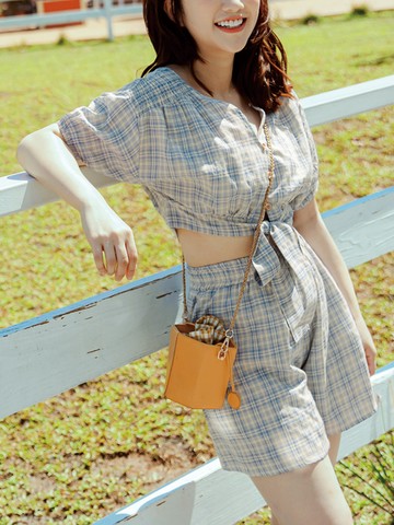 格紋腰鬆緊A字短褲